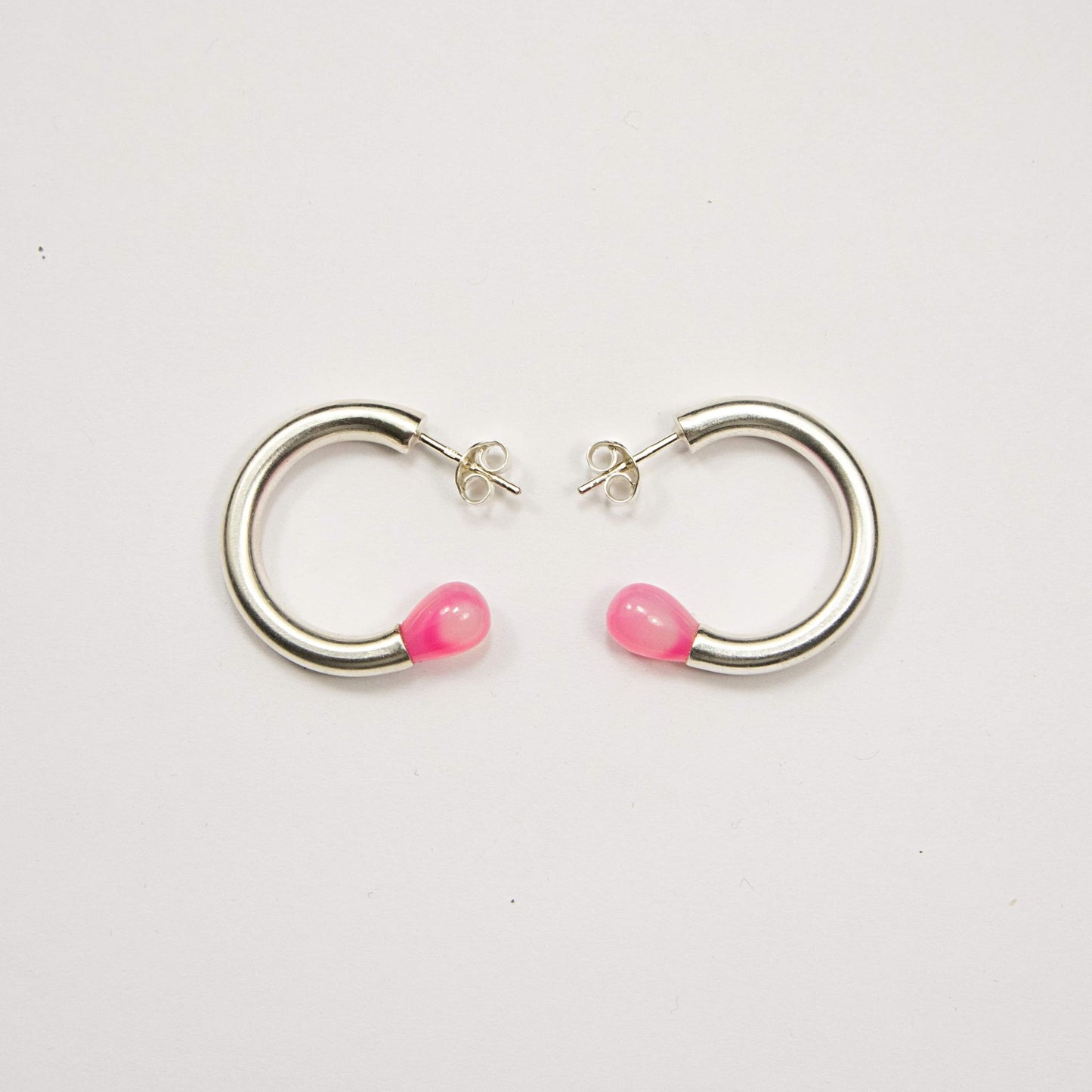 Bubble gum Hoops - Emmeli Holm Metallformgivning