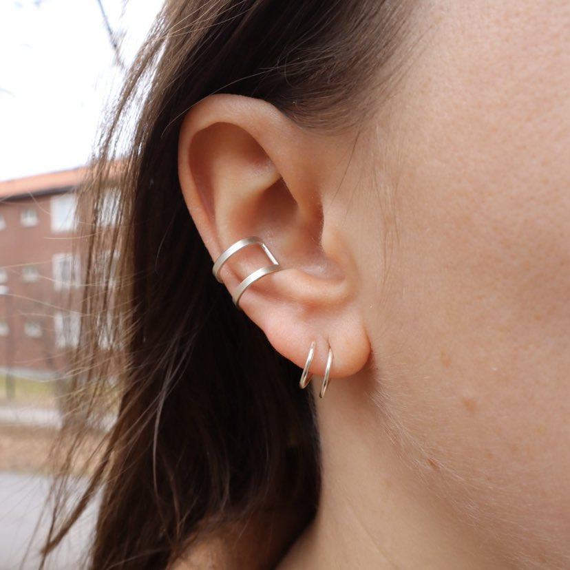 Earcuffs, örhängen - Emmeli Holm Metallformgivning