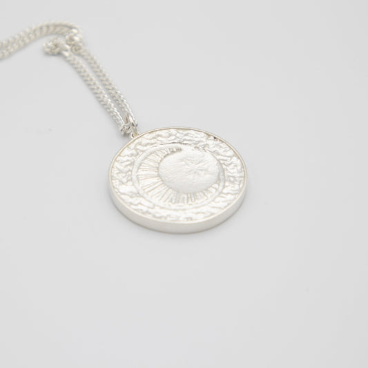 Månsken - Emmeli Holm Metallformgivning