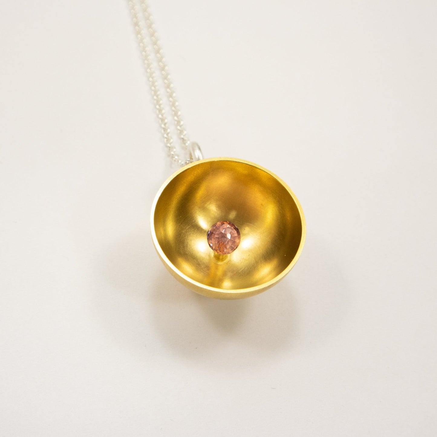 Ringskål, Ametist halsband - Emmeli Holm Metallformgivning