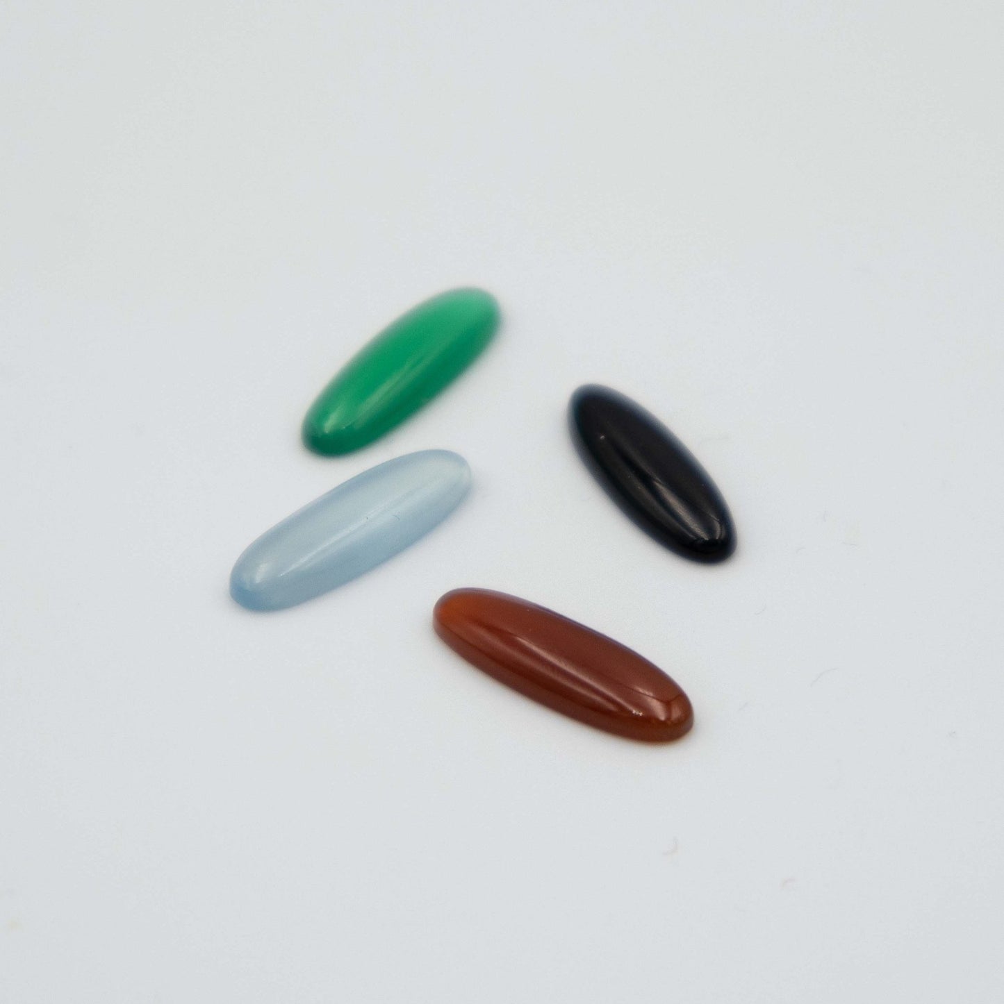 Sand - Emmeli Holm Metallformgivning