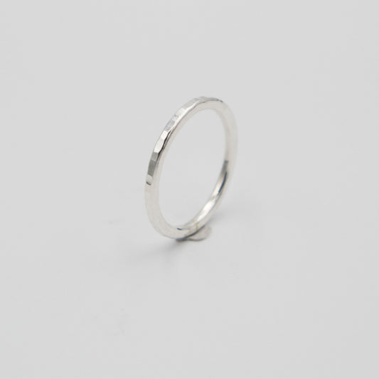 Vigselring 8 - Emmeli Holm Metallformgivning