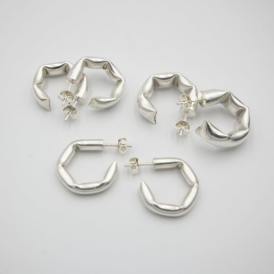 Frilly - Emmeli Holm Metallformgivning
