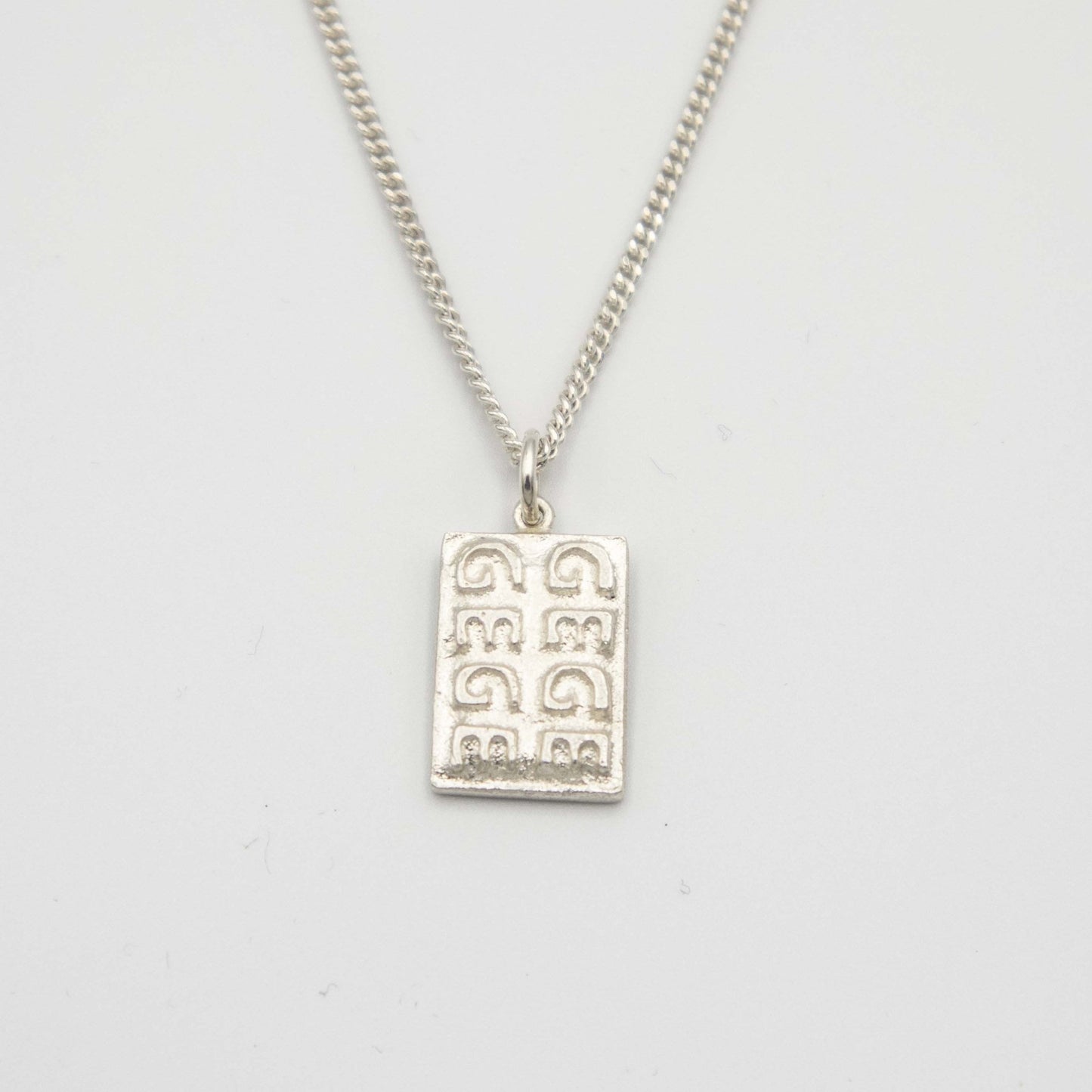 GeGeGeGe - Emmeli Holm Metallformgivning