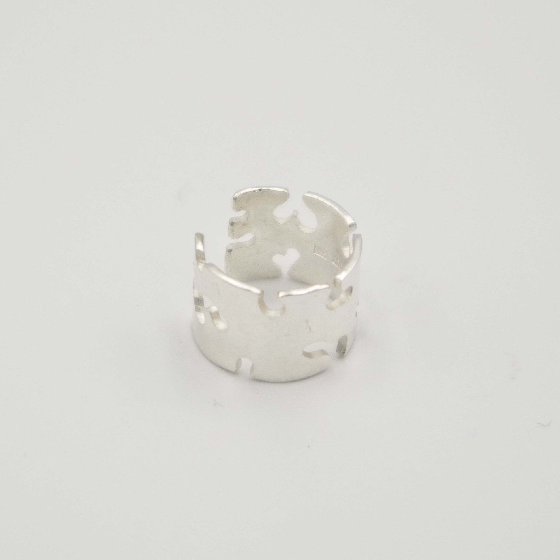 Rota - Emmeli Holm Metallformgivning