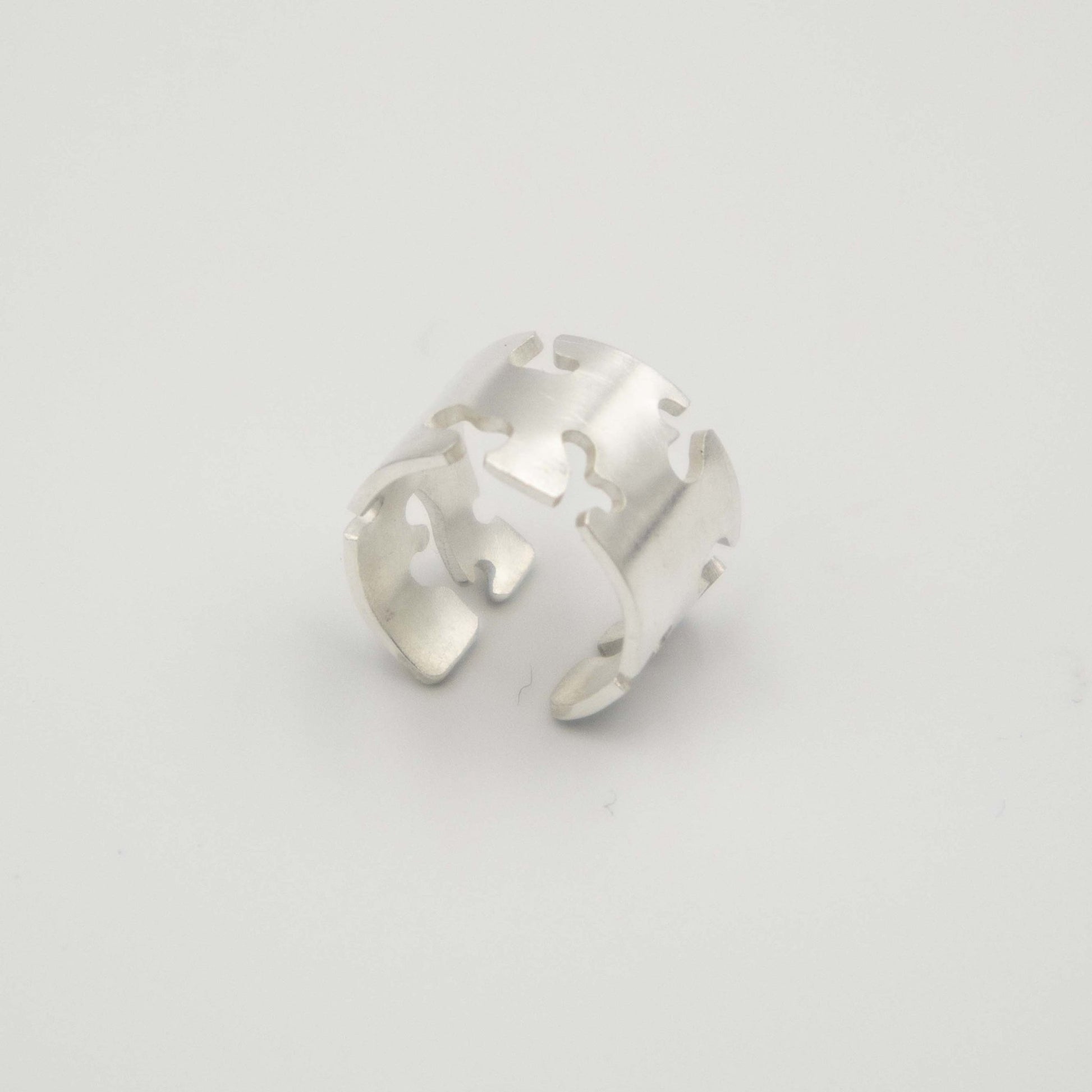 Rota - Emmeli Holm Metallformgivning