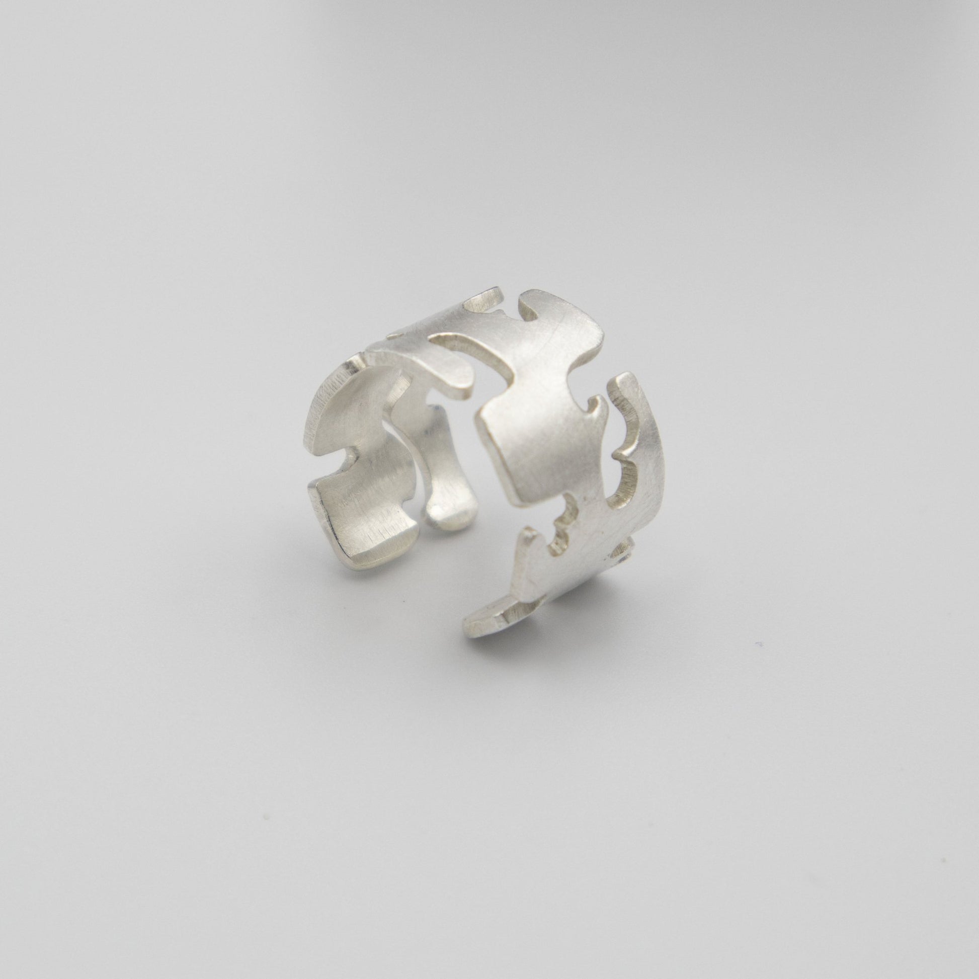 Rota - Emmeli Holm Metallformgivning