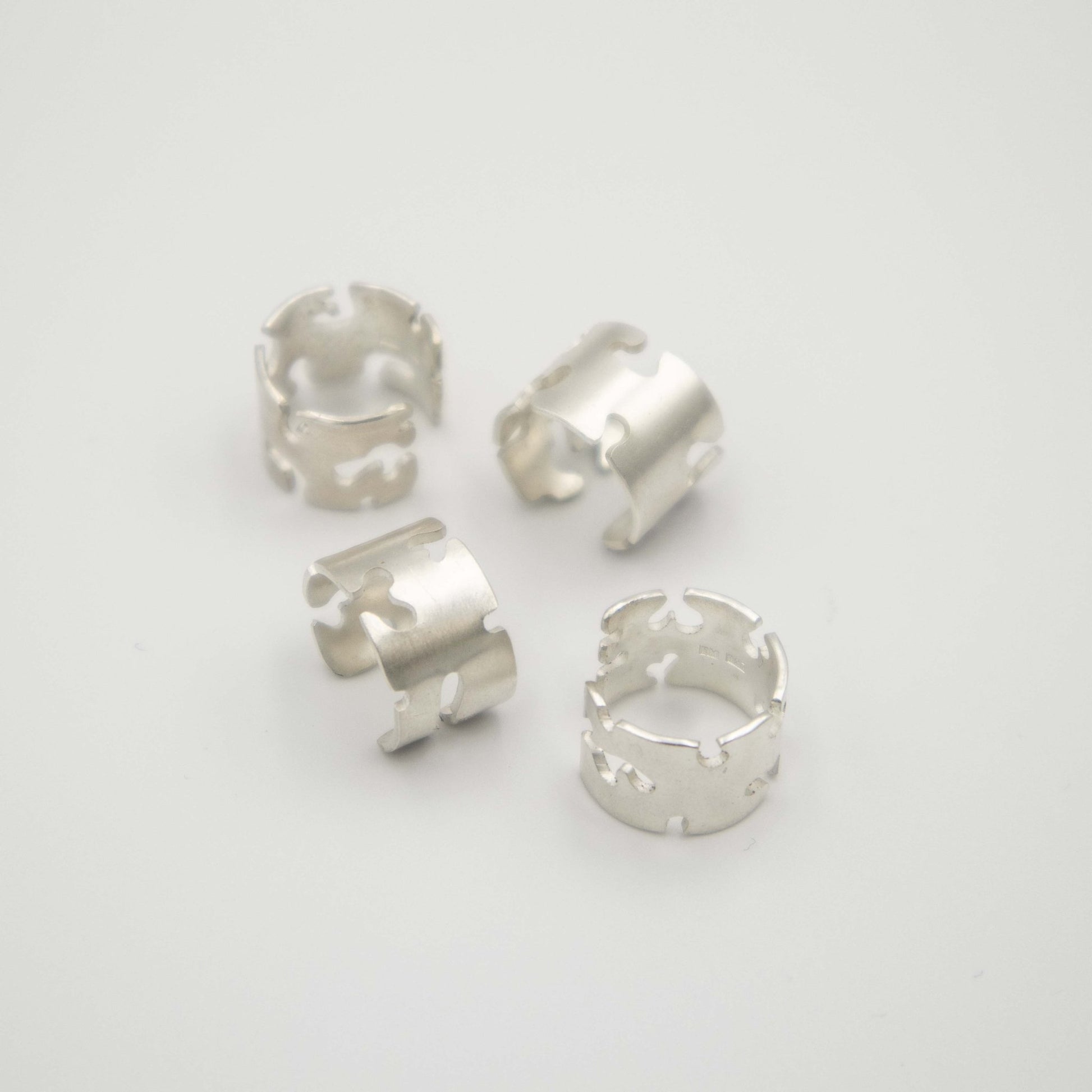 Rota - Emmeli Holm Metallformgivning